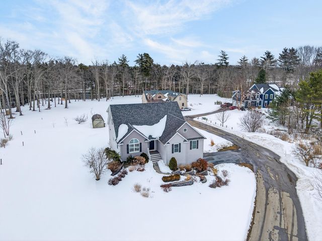 25 Schooner Drive, Dover, NH 03820