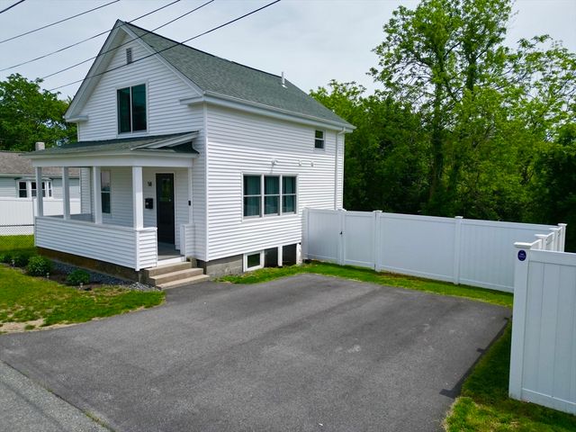 58 Pond Street, Swansea, MA 02777