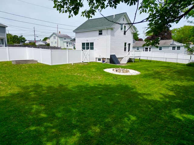 58 Pond Street, Swansea, MA 02777