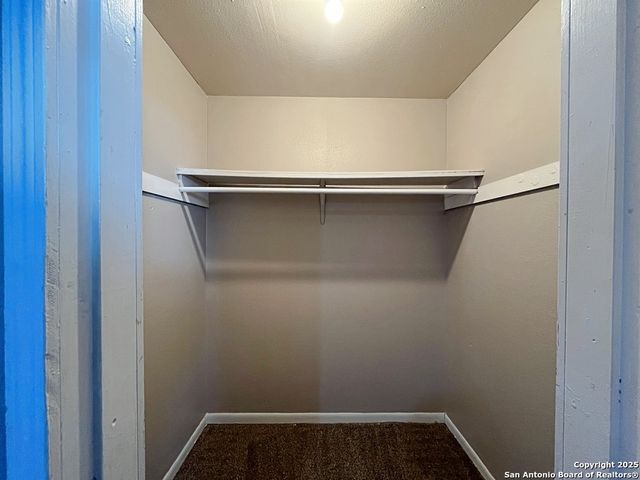 378 E Petaluma Blvd, San Antonio, TX 78221