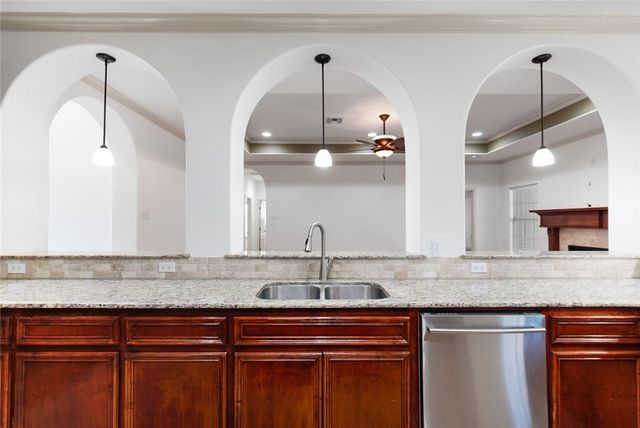 6501 Hardwick Dr, Corpus Christi, TX 78412