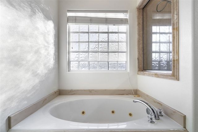 6501 Hardwick Dr, Corpus Christi, TX 78412