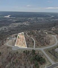 150 Eagle Eye Drive Rb34, Jasper, TN 37347