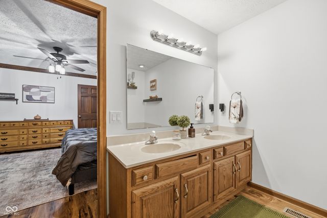 1889 W County Road 1000 N, Lizton, IN 46149