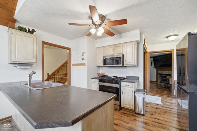 1889 W County Road 1000 N, Lizton, IN 46149