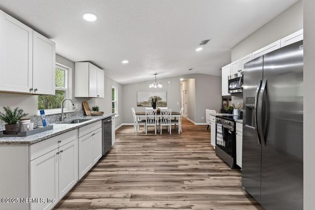 2153 HIBISCUS Avenue, Middleburg, FL 32068