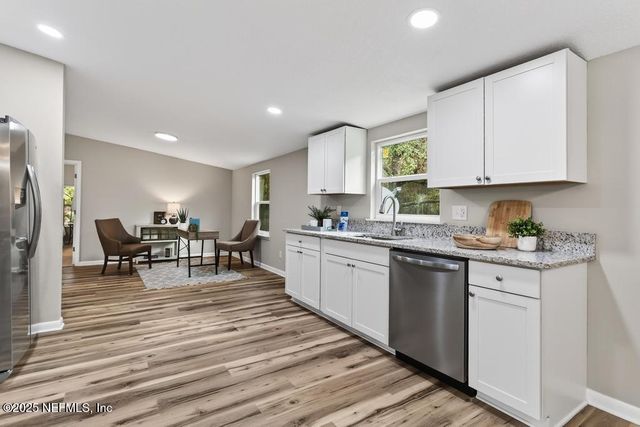 2153 HIBISCUS Avenue, Middleburg, FL 32068