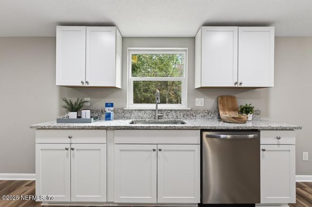 2153 HIBISCUS Avenue, Middleburg, FL 32068