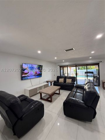 11450 NW 30th Pl, Sunrise, FL 33323