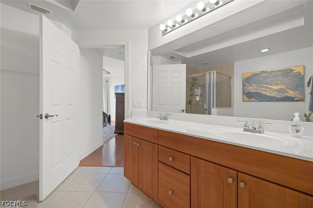 2745 1st ST 2306, Fort Myers, FL 33916
