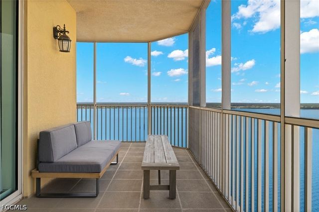 2745 1st ST 2306, Fort Myers, FL 33916