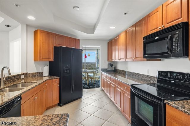 2745 1st ST 2306, Fort Myers, FL 33916