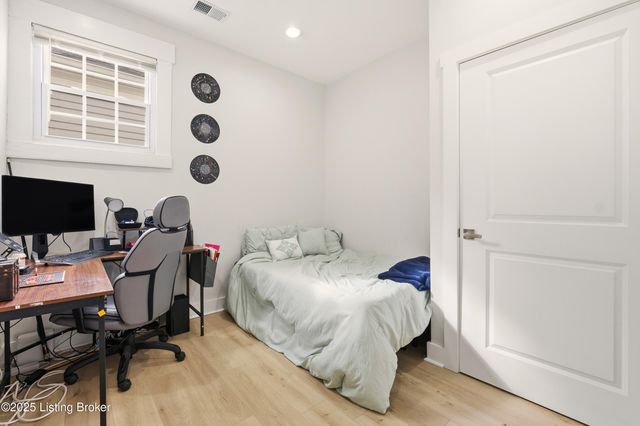 1231 Payne St, Louisville, KY 40204