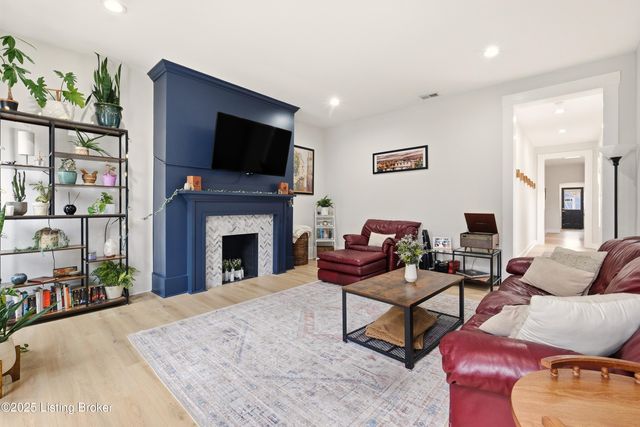 1231 Payne St, Louisville, KY 40204