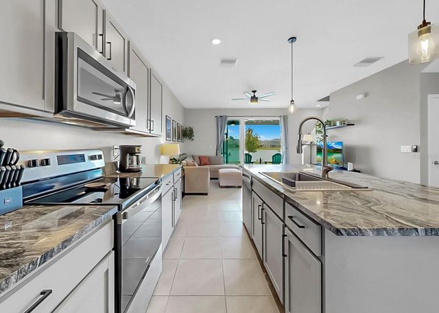 263 MANGROVE SHADE CIRCLE, Apollo Beach, FL 33572