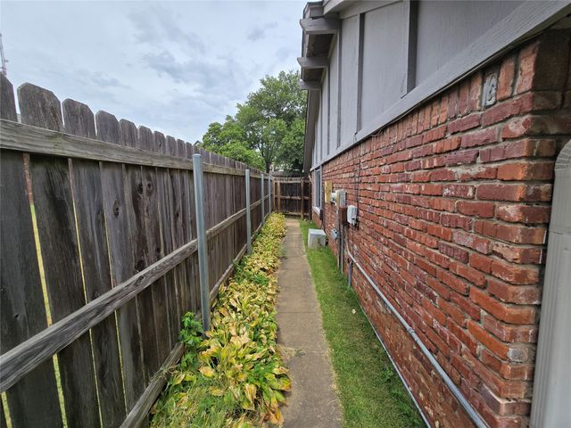 6910 E 62nd Street, Tulsa, OK 74133