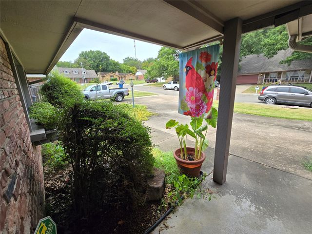 6910 E 62nd Street, Tulsa, OK 74133
