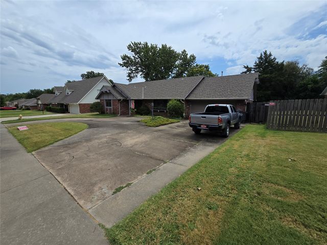 6910 E 62nd Street, Tulsa, OK 74133