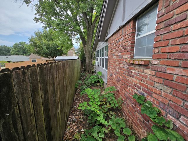 6910 E 62nd Street, Tulsa, OK 74133