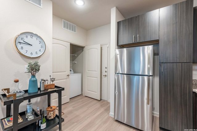 12001 Heatherly Dr Apt 7207, Austin, TX 78747