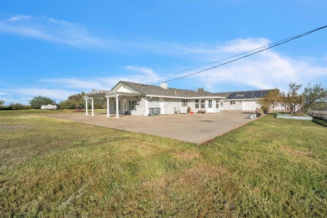 7569 Camp Far West Rd, Wheatland, CA 95692