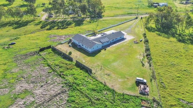 7569 Camp Far West Rd, Wheatland, CA 95692