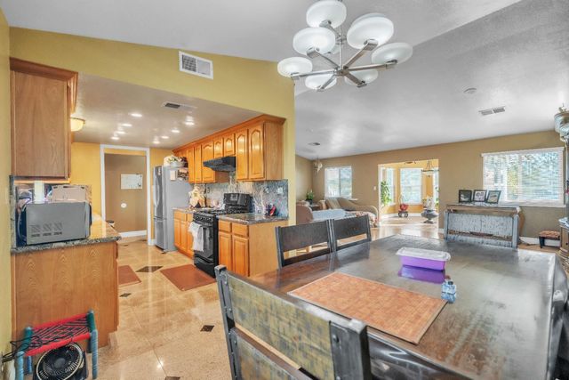 7569 Camp Far West Rd, Wheatland, CA 95692