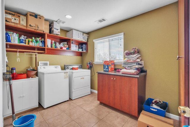 7569 Camp Far West Rd, Wheatland, CA 95692