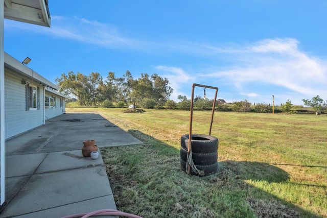 7569 Camp Far West Rd, Wheatland, CA 95692