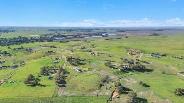 7569 Camp Far West Rd, Wheatland, CA 95692