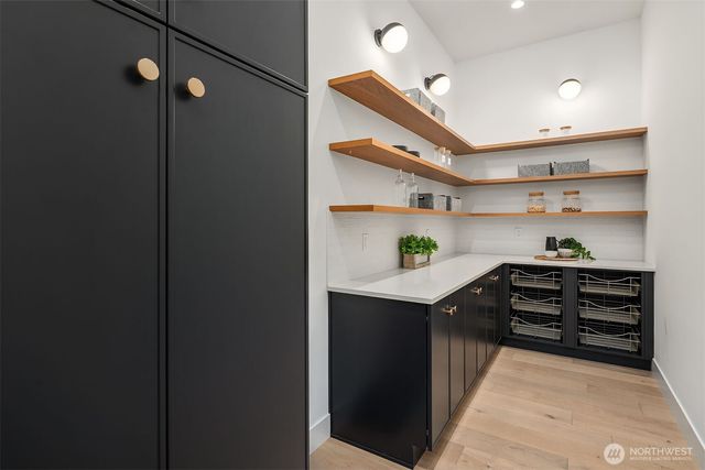 2436 134th Avenue NE, Bellevue, WA 98005