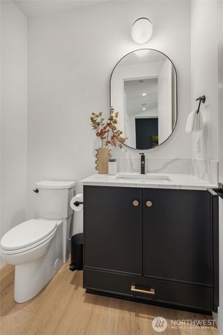 2436 134th Avenue NE, Bellevue, WA 98005