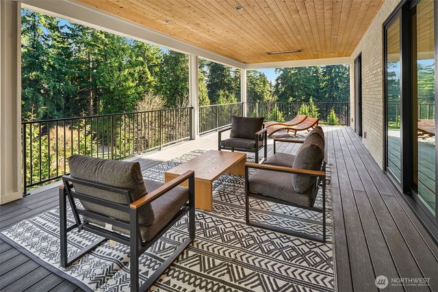 2436 134th Avenue NE, Bellevue, WA 98005