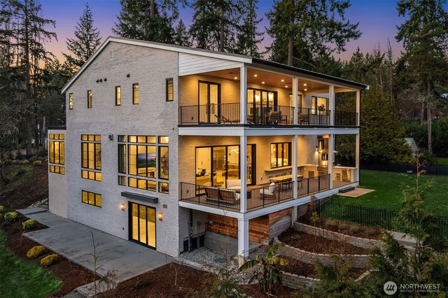 2436 134th Avenue NE, Bellevue, WA 98005