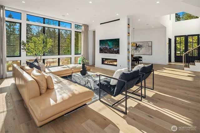 2436 134th Avenue NE, Bellevue, WA 98005