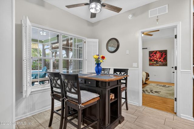 9370 JAYBIRD Circle E, Jacksonville, FL 32257