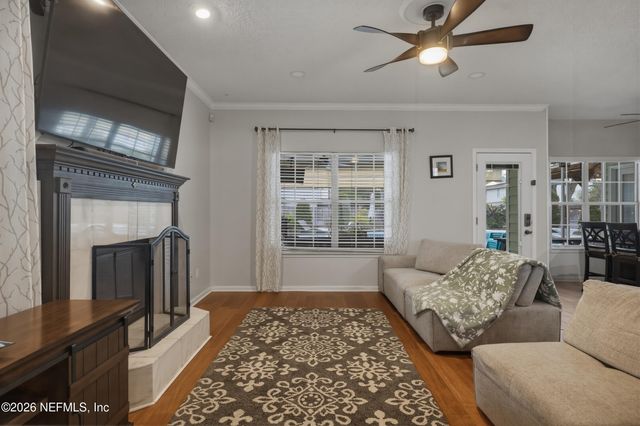 9370 JAYBIRD Circle E, Jacksonville, FL 32257