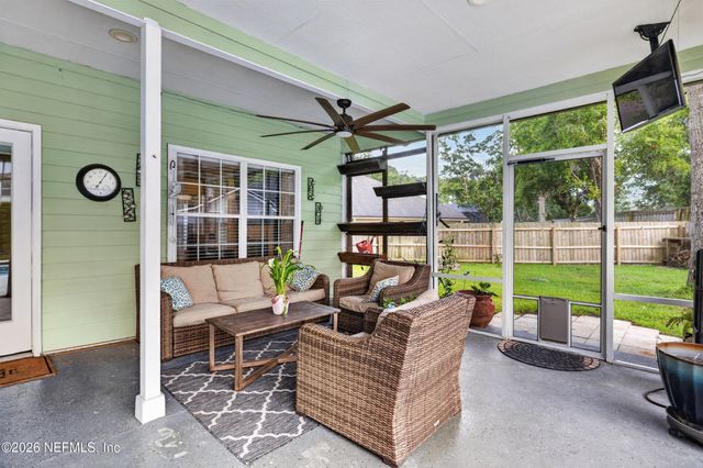 9370 JAYBIRD Circle E, Jacksonville, FL 32257