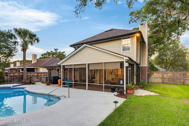 9370 JAYBIRD Circle E, Jacksonville, FL 32257