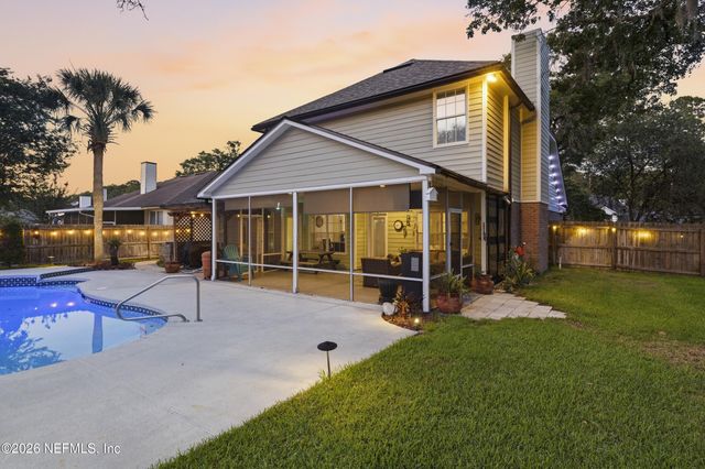 9370 JAYBIRD Circle E, Jacksonville, FL 32257
