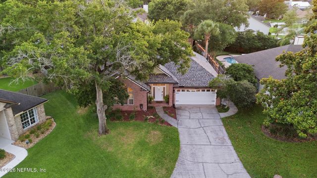 9370 JAYBIRD Circle E, Jacksonville, FL 32257