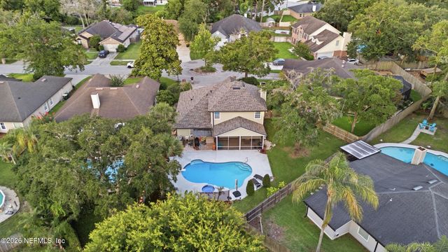 9370 JAYBIRD Circle E, Jacksonville, FL 32257