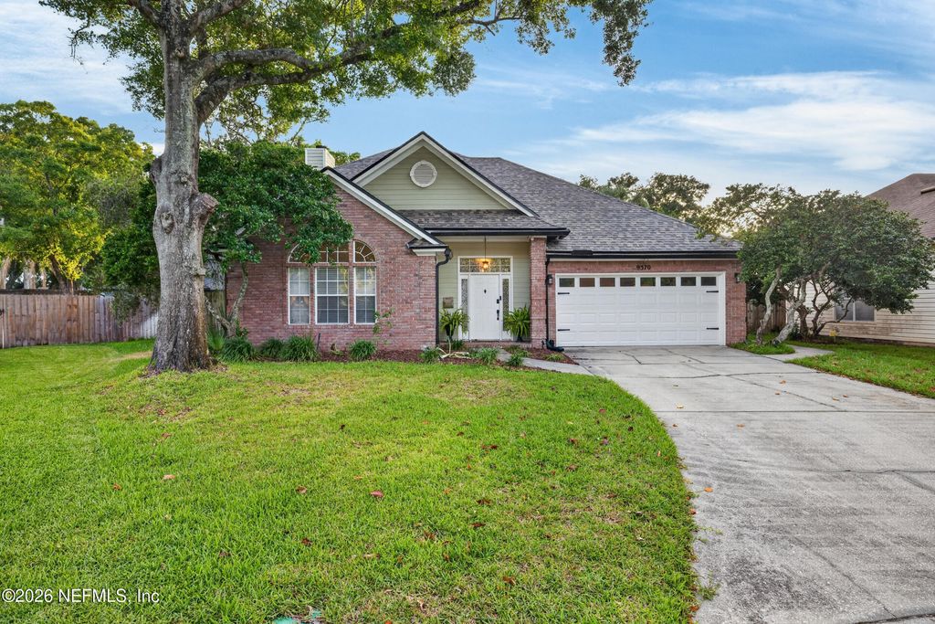 9370 JAYBIRD Circle E, Jacksonville, FL 32257
