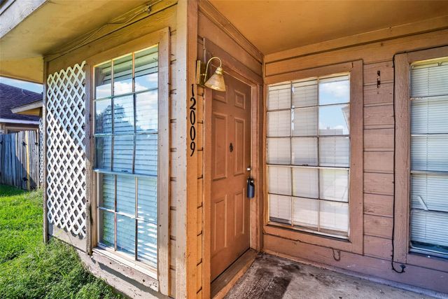 12009 Tambourine Drive, Houston, TX 77477
