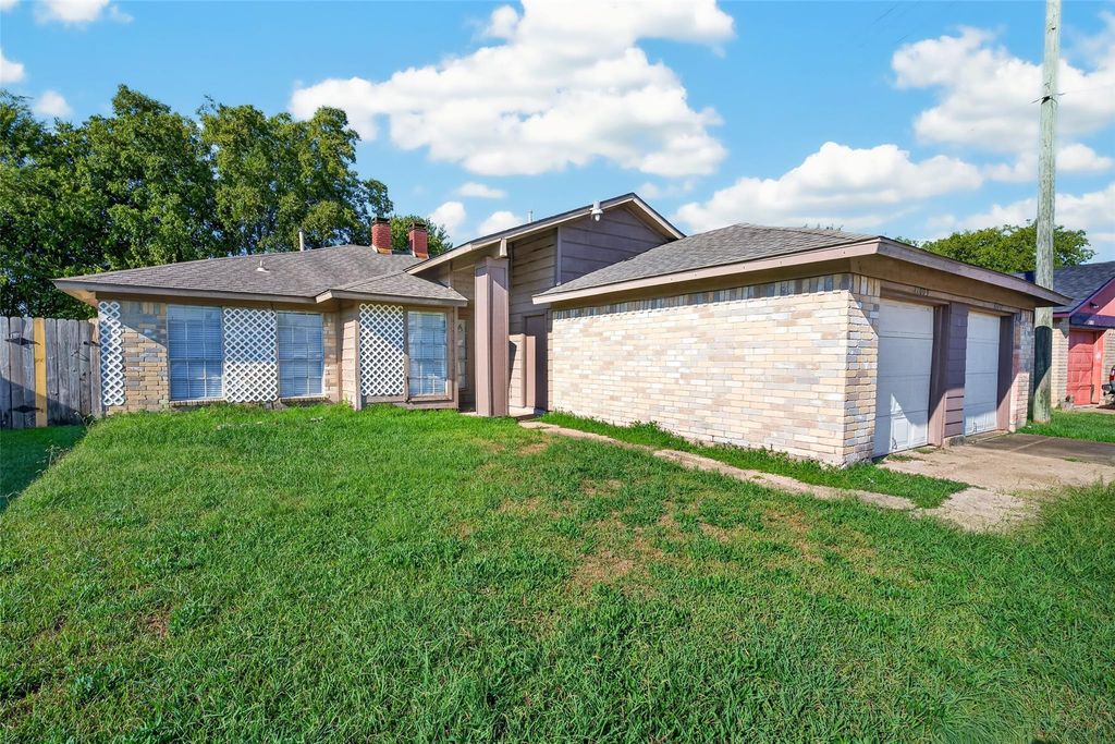 12009 Tambourine Drive, Houston, TX 77477