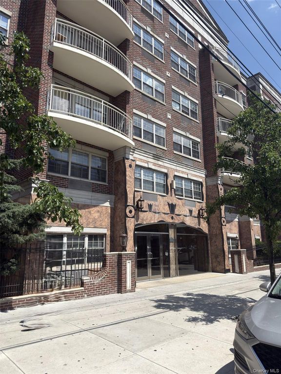 38-11 108th Street 3H, Corona, NY 11368