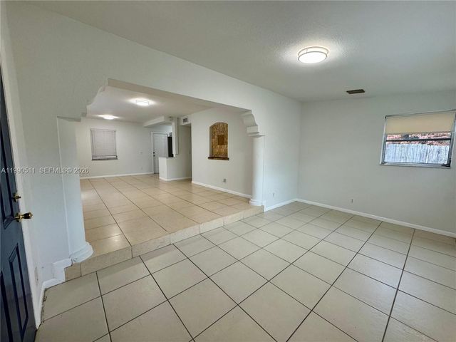 121 NE Prima Vista Blvd House, Port St. Lucie, FL 34983