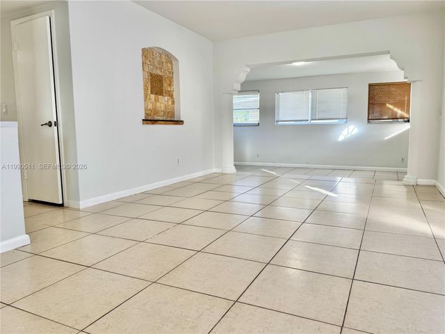 121 NE Prima Vista Blvd House, Port St. Lucie, FL 34983