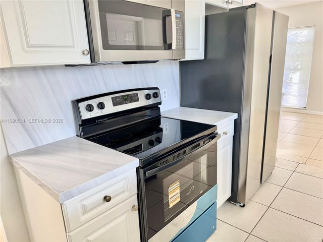 121 NE Prima Vista Blvd House, Port St. Lucie, FL 34983