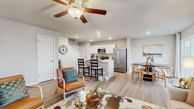 9425 Lovegrass Drive SW, Cedar Rapids, IA 52404